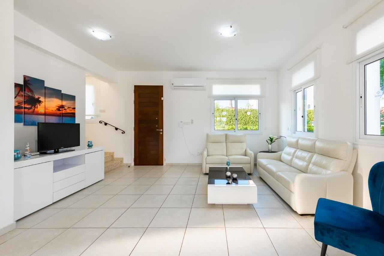 Villa Palm Breeze By Ezoria Villas Protaras Dış mekan fotoğraf