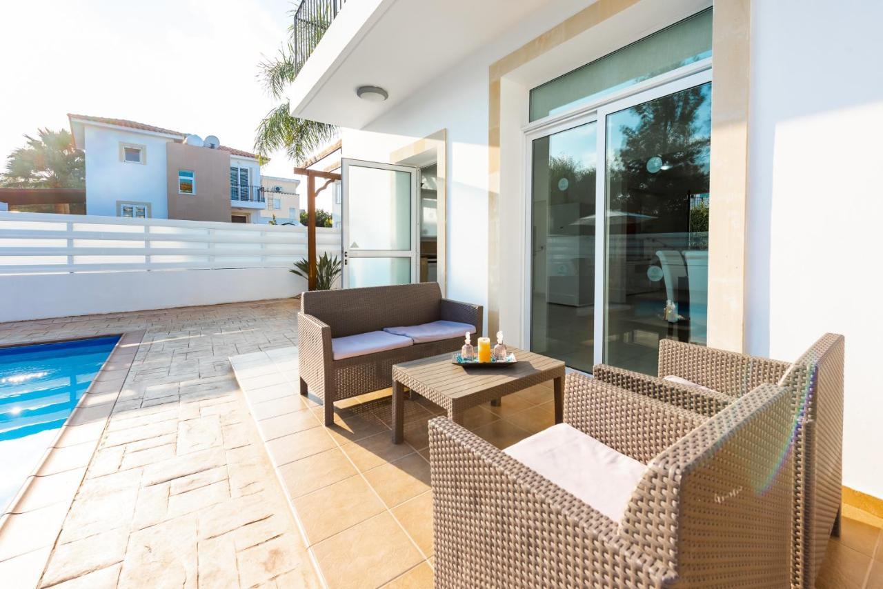 Villa Palm Breeze By Ezoria Villas Protaras Dış mekan fotoğraf