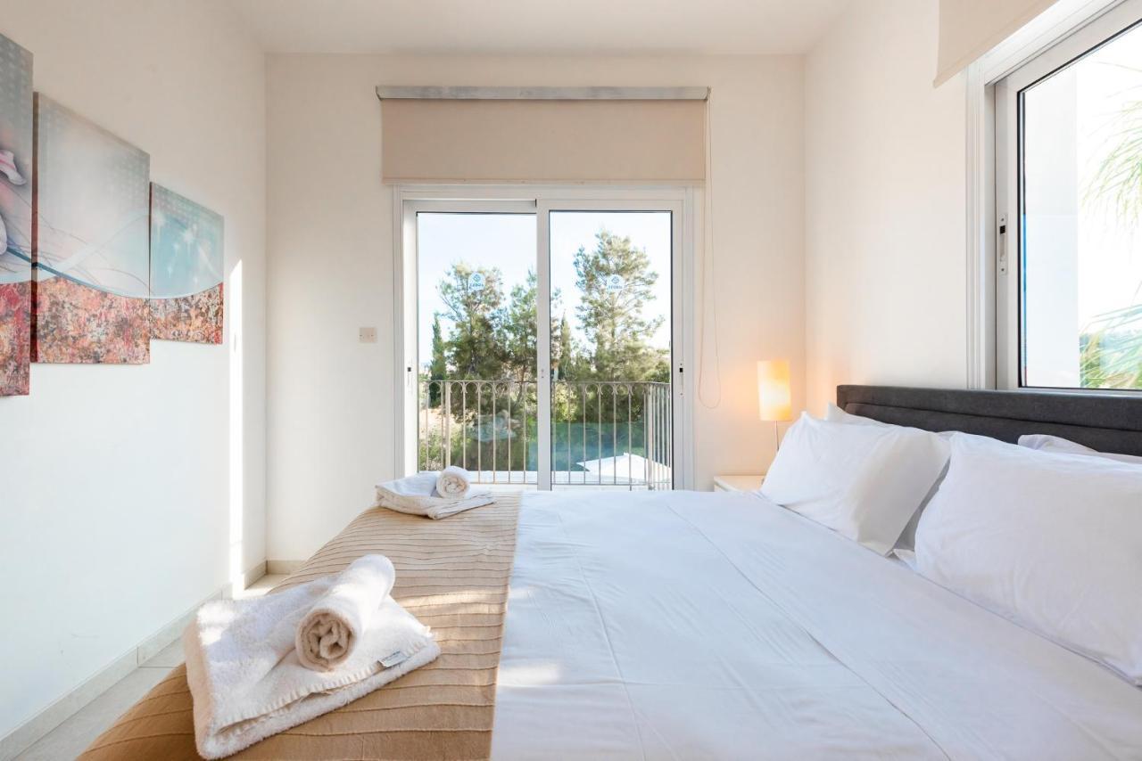 Villa Palm Breeze By Ezoria Villas Protaras Dış mekan fotoğraf