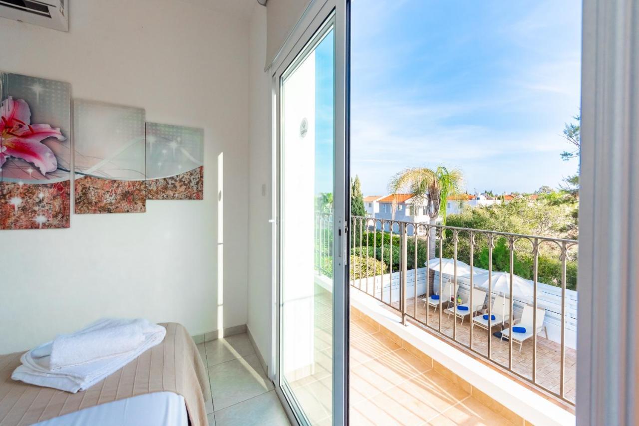 Villa Palm Breeze By Ezoria Villas Protaras Dış mekan fotoğraf
