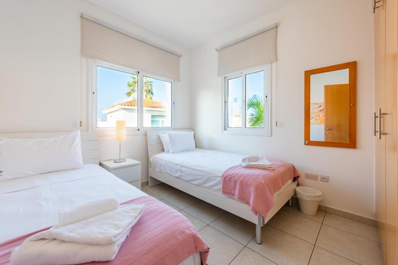 Villa Palm Breeze By Ezoria Villas Protaras Dış mekan fotoğraf